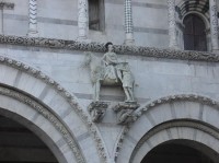 Lucca: kostel San Martino Povero (Il Duomo) - socha sv. Martina