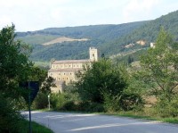 Sant´Antimo:  románské benediktinské opatství Sant Antimo v blízkosti městečka Montalcino 