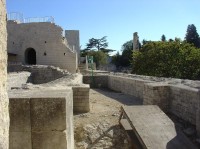 Arles: zbytky antického divadla