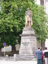 Jan Žižka: socha Jana Žižky z Trocnova na Žižkově náměstí