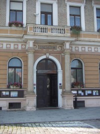 Český Brod: radnice - vchod
