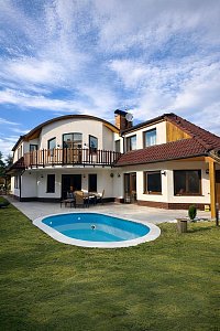 Villa Grande - Praha - Benice