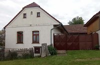 Chalupa k pronájmu - Babice