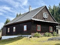 Chalupa Čarták - Bílá