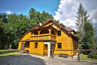 Roubenka pod pralesem - Dolní Lomná