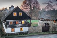 Máchovy roubenky - Staré Splavy