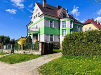 VILA U ŠEBESTŮ - Volary