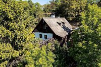 Chalupa k pronajmutí - Slovanská Lhota